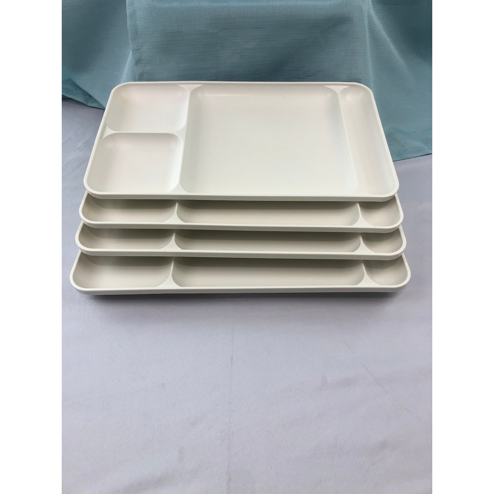 4 - Tupperware Vintage Divided Lunch Trays Cream/White 1535 Cafeteria Style